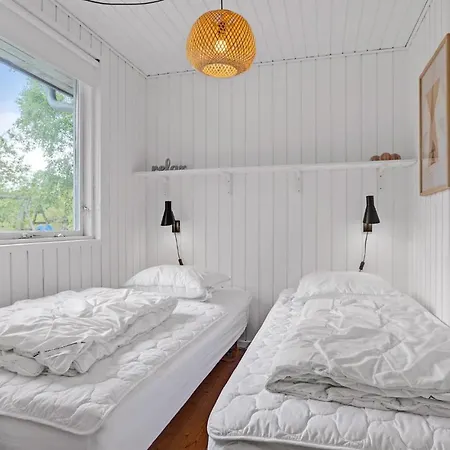 Casa de Férias Lovely Home In Glesborg With Wifi Glesborg